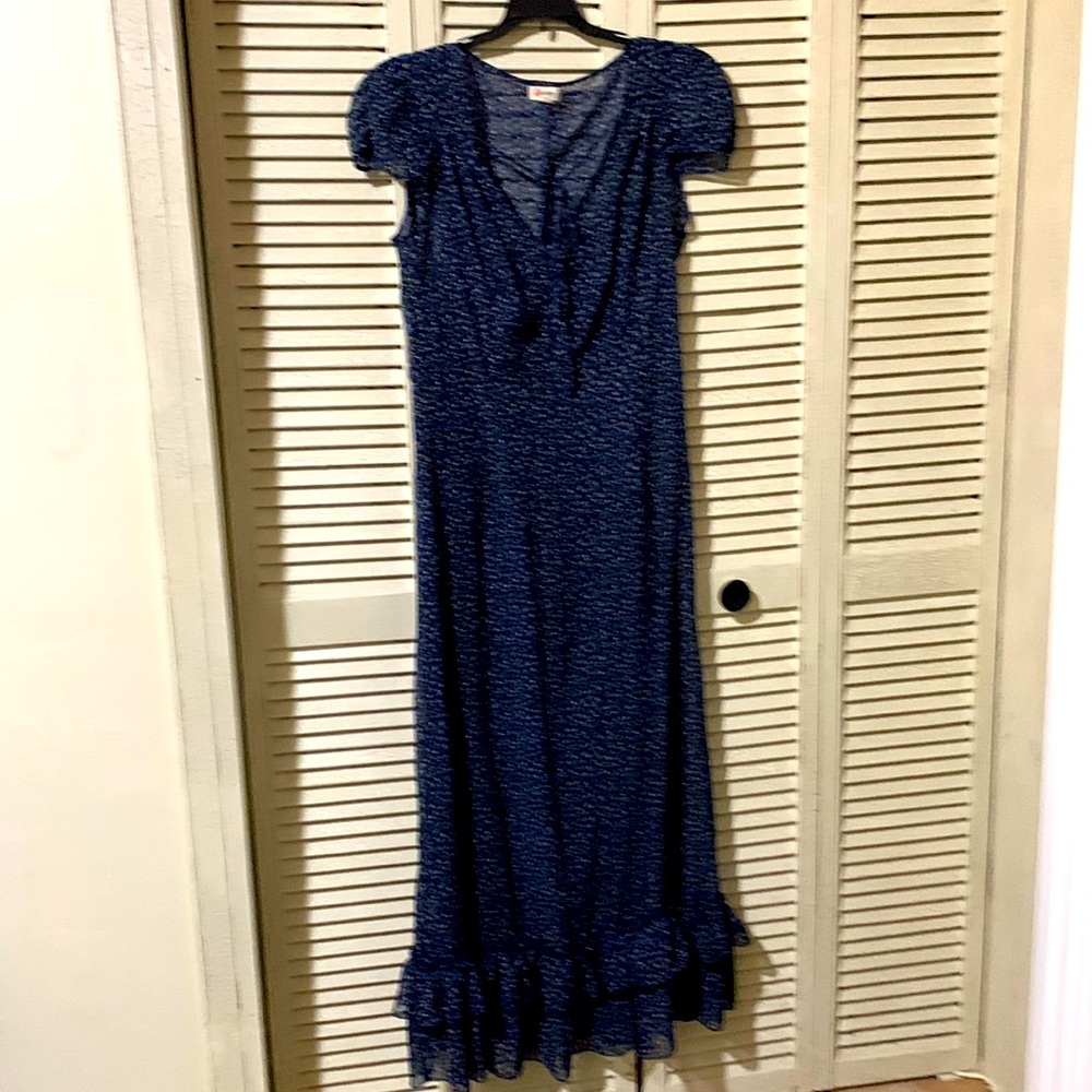 Sooo cute Maxi dress